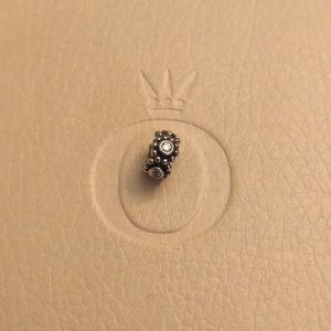 Authentic Pandora Her Majesty Spacer, CZ
